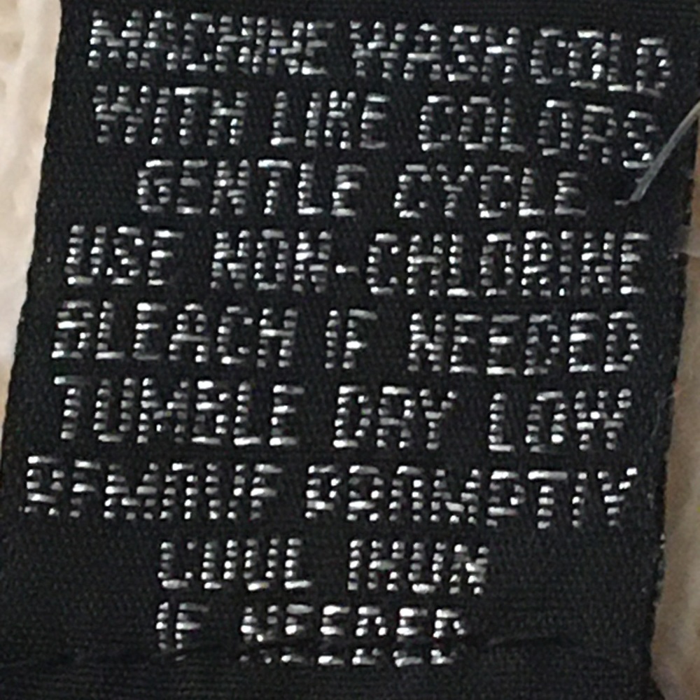 89TH & Madison Sweater. - Picture 5 of 5